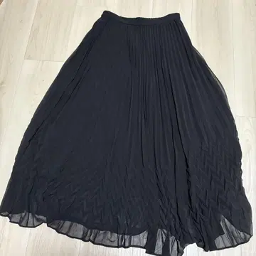[ 새상품급 ] FRAYI.D 블랙 플리츠 롱 스커트
