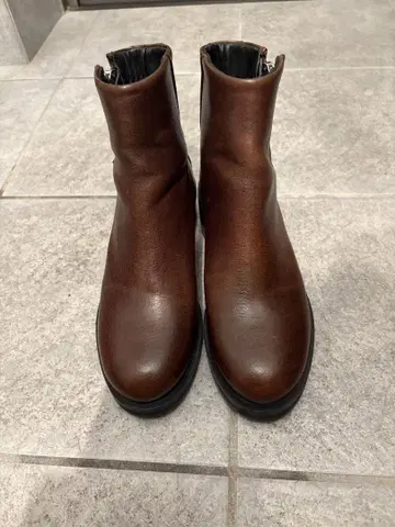 ROYAL REPUBLIQ 브라운 숏부츠 사이드 지퍼 포함