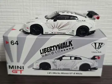 LIBERTYWALK LB Works Nissan GT-R 화이트