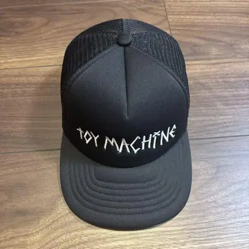 TOY MACHINE 블랙 트래커 캡