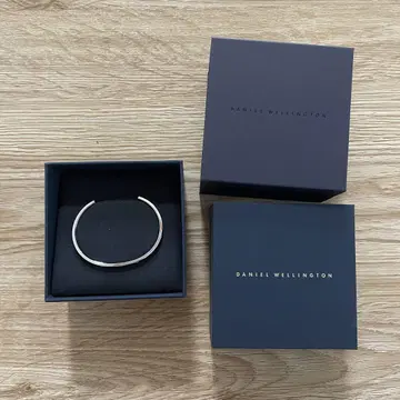 미사용품 DANIEL WELLINGTON 뱅글 실버 S 사이즈