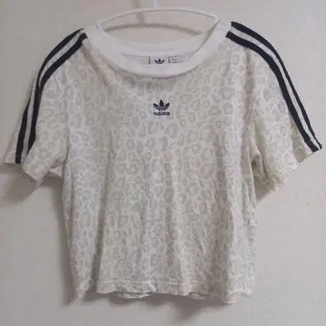 adidas 레오파드 무늬 숏 기장 T셔츠 M