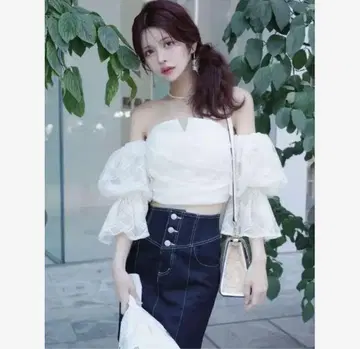 랜디 체크 오프숄더 상의