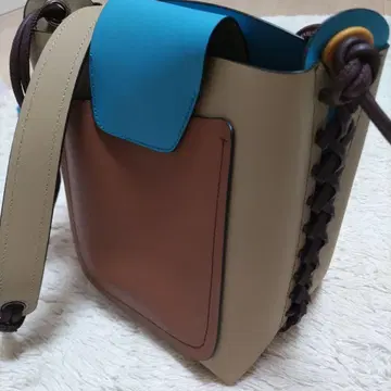 최종 가격 미사용 캠퍼 CAMPER 숄더백 버킷형 모카 베이지 파랑