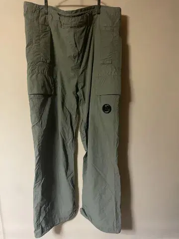 c.p.company 카고 팬츠