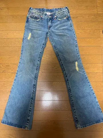 TRUE RELIGION 플레어 데님 자수 W26 USA제