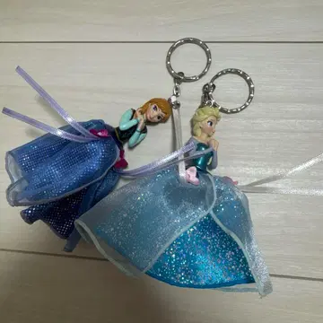 [ 한정 가격 ] 안나와 엘사 드레스형 키링