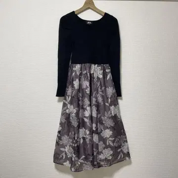 JILL BY JILLSTUART 도킹 원피스 블랙
