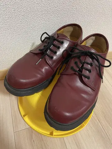 영국제 Dr. Martens 버건디 레이스업 슈즈