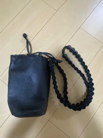 santaku 6way grain leather shoulder bag