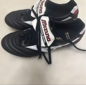 모렐리아 2 블랙 축구 스파이크