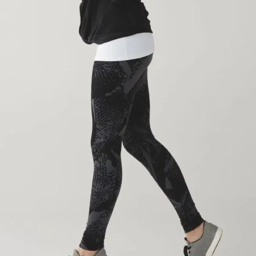 LULULEMON 룰루레몬 Lululemon Wunder Under Leggings Static Mist