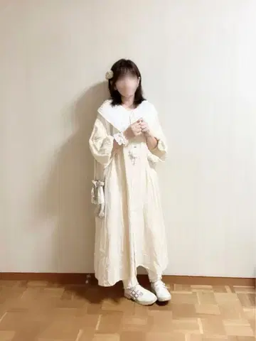 [ 익명 배송 ] Samansa Mos2 아스델 가공 핀턱 원피스