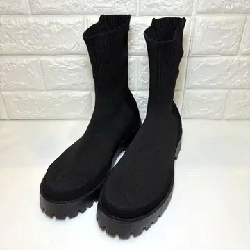 (컨디션 최상) emmi 니트 부츠 블랙 23.5cm