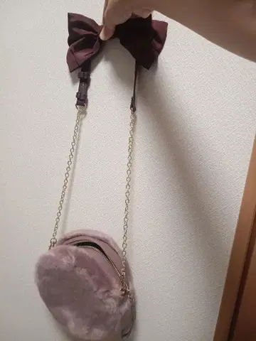 [ 새상품급 ] 질 바이 질 스튜어트 퍼 숄더백 하자 있음