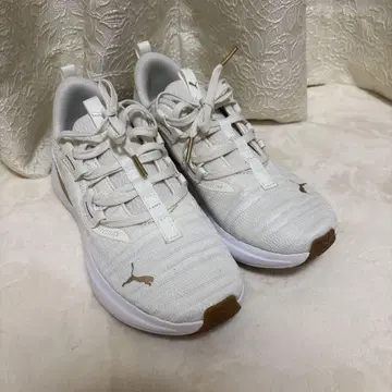 푸마 PUMA 스니커즈 23.5cm