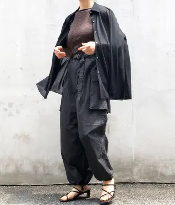 PHEENY 카고 팬츠 블랙