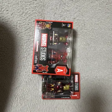 MARVEL STUDIOS 베어브릭 A상과 1번 세트