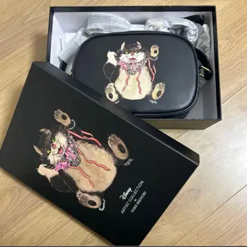 히구치 유코 Disney 루시퍼 숄더백