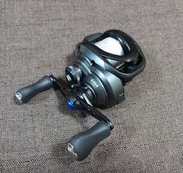 SHIMANO SLX BFS 베이트 릴