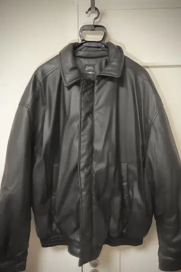 ZARA 인조 가죽 자켓 블랙