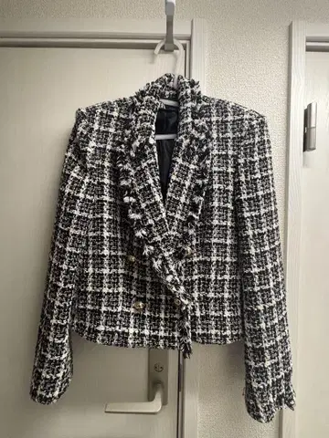 화이트 블랙 체크 노카라 더블 브레스트 자켓