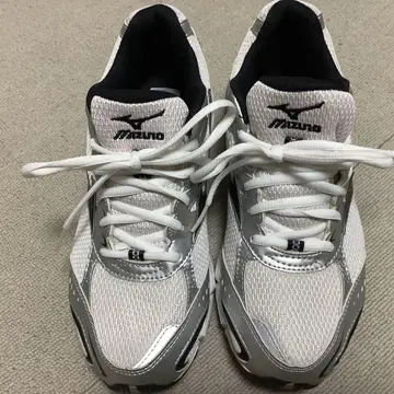 Mizuno 스니커즈 화이트/실버