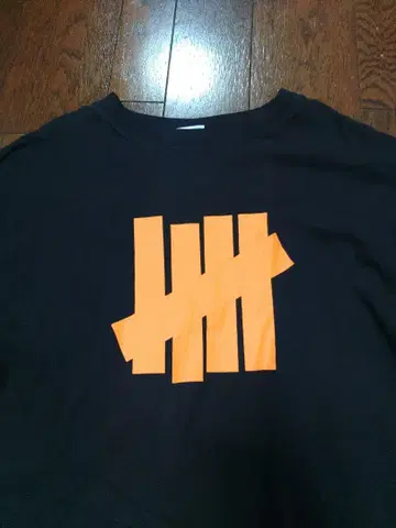 Champion UNDEFEATED 롱T 긴팔 L 블랙 오렌지