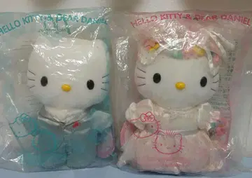 키티 다니엘 봉제 인형 결혼식 맥도날드 콜라보