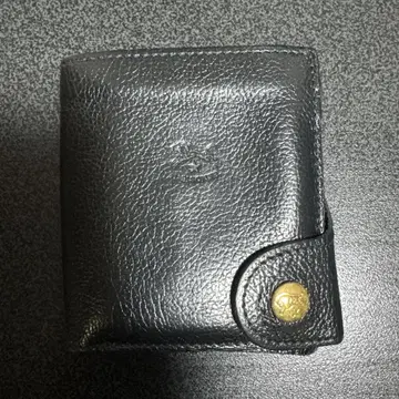 블랙 가죽 접이식 지갑 단추식