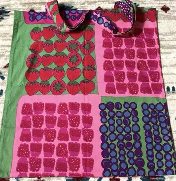 레어 [ marimekko ] 토트백 문모란말야토 베리 패턴 단종