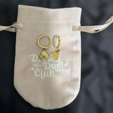 골드 신데렐라 성 귀걸이 dream dust club