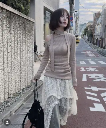 PELLICULE layered lace skirt