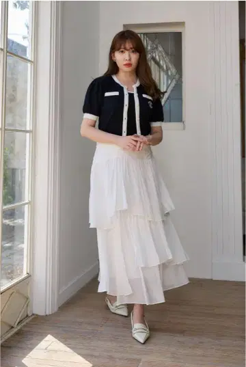 Sheer Pleated Tiered Skirt white