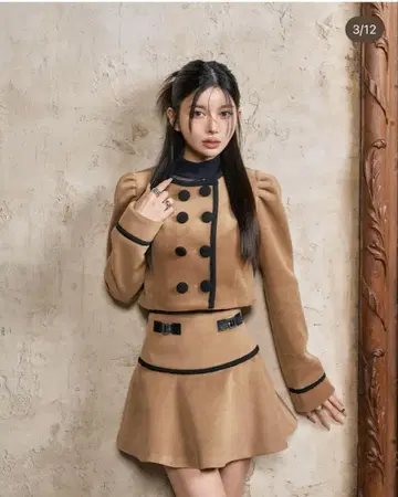 베이지 퍼프 슬리브 셋업