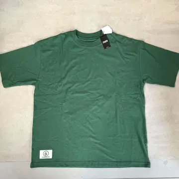 미사용품 론 헤르만 UNDER R x VOLCOM 콜라보 반팔T셔츠