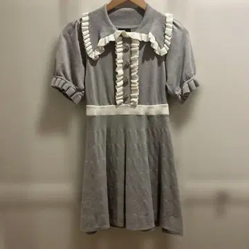 evelyn 오버사이즈 프릴 니트 원피스