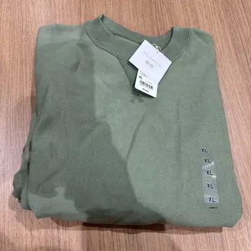 유니클로 카키 XL