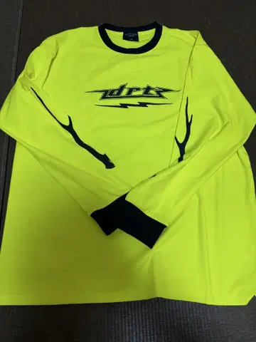 DRT TROPHY SHOT DRY L/S TEE