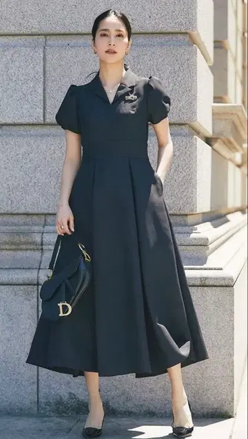 SEVEN TEN 오픈 넥 클래식 원피스