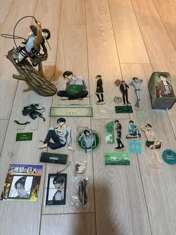 진격의 거인 리바이 묶음 판매 피규어 아크릴 스탠드 26점