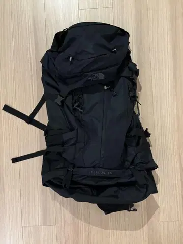 더 노스페이스 텔러스 45 블랙 백팩