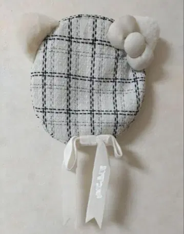 유니버 헬로키티 베레모 화이트