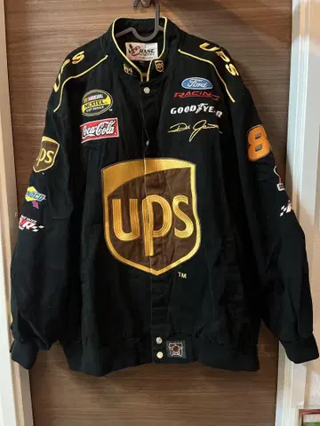UPS 레이스 자켓 3XL