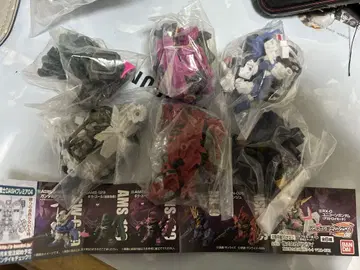 가샤폰 전사 DASH 08 아스 유니콘 밴시 기라 줄루