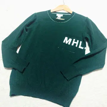 [레어] MHL. 크루넥 스웨터 그린 가슴 로고 마가렛호웰