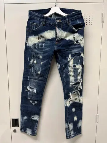 DSQUARED2 데미지 스키니 데님