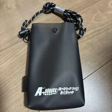 A! group 백 파우치