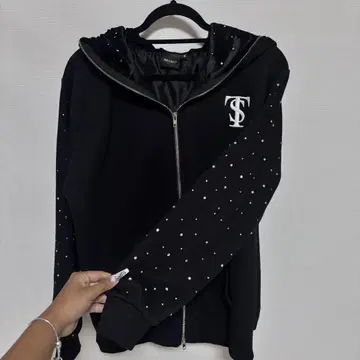 초레어 즉시 완판 후드티 SECRET