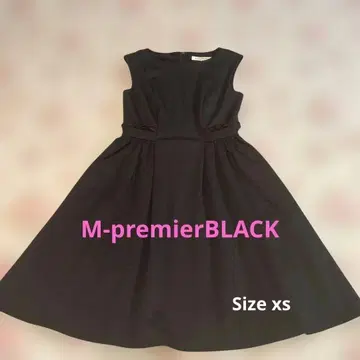 M-premierBLACK 블랙 슬리브리스 플레어 드레스